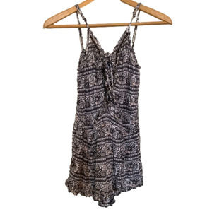 American Eagle Outfitters short patterned romper. XS